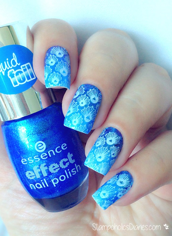 blue seashell nails BP-18 Born Pretty, Essence liquid foil 30 lady mermad, Essence 33 wild white ways.