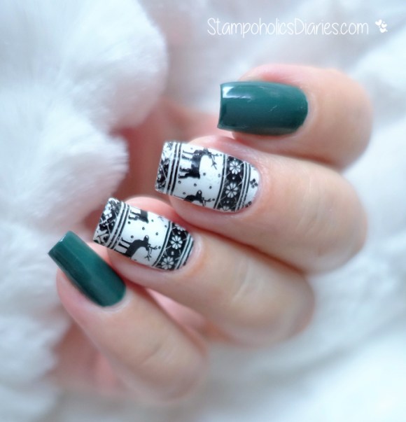 Reindeers Nails Essie Blanc, Going Incognito & Marianne Nails 53