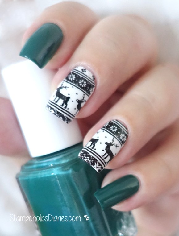 Sweater Pattern Nails Essie Blanc, Going Incognito & Marianne Nails 53